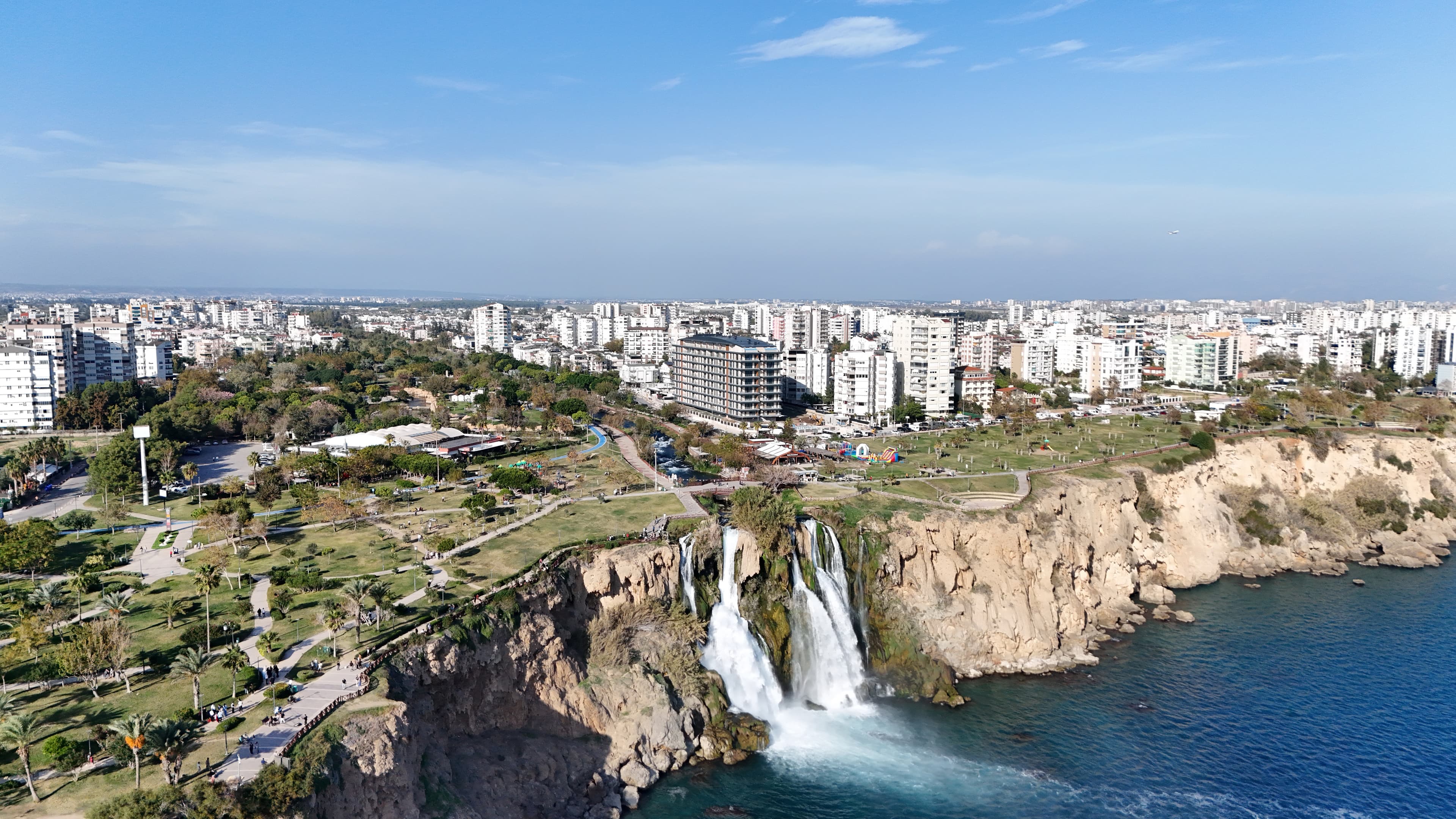 Rixos Residence Antalya Yükselen Kaba İnşaat ve Deniz Perspektifi